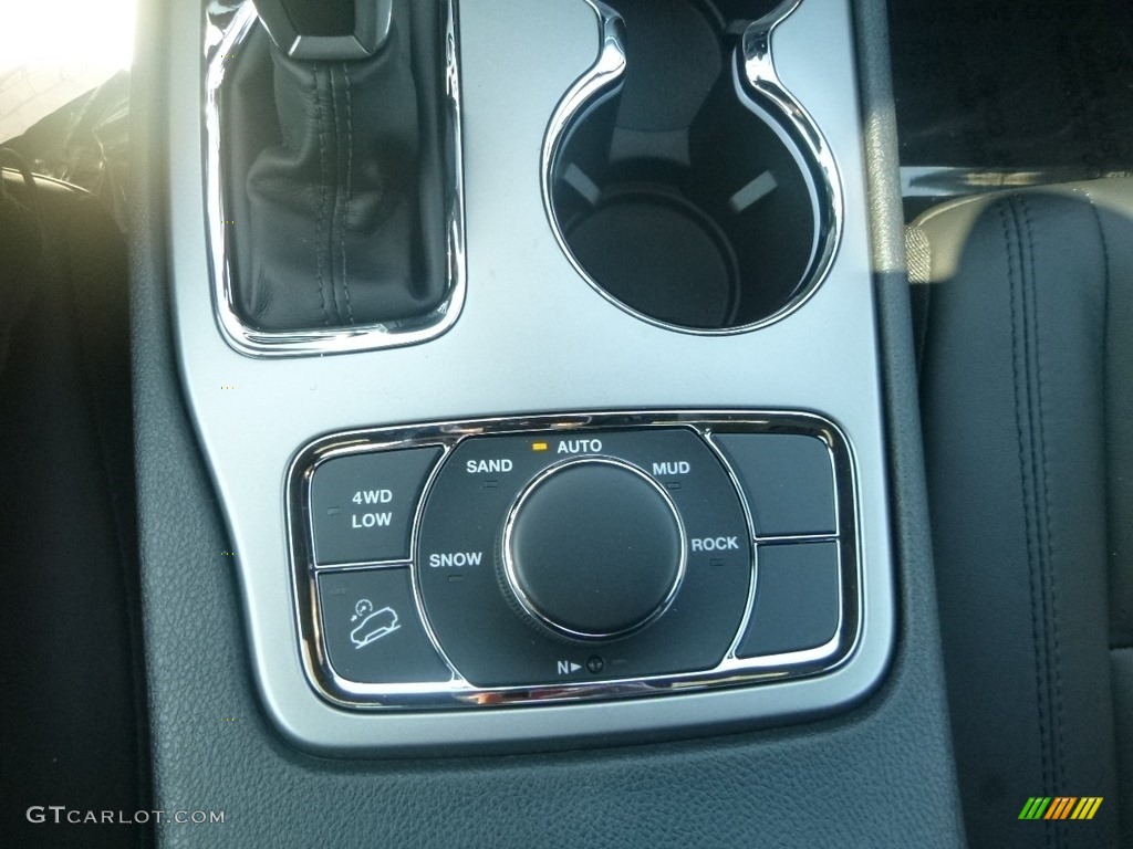 2020 Jeep Grand Cherokee Limited 4x4 Controls Photo #134800772