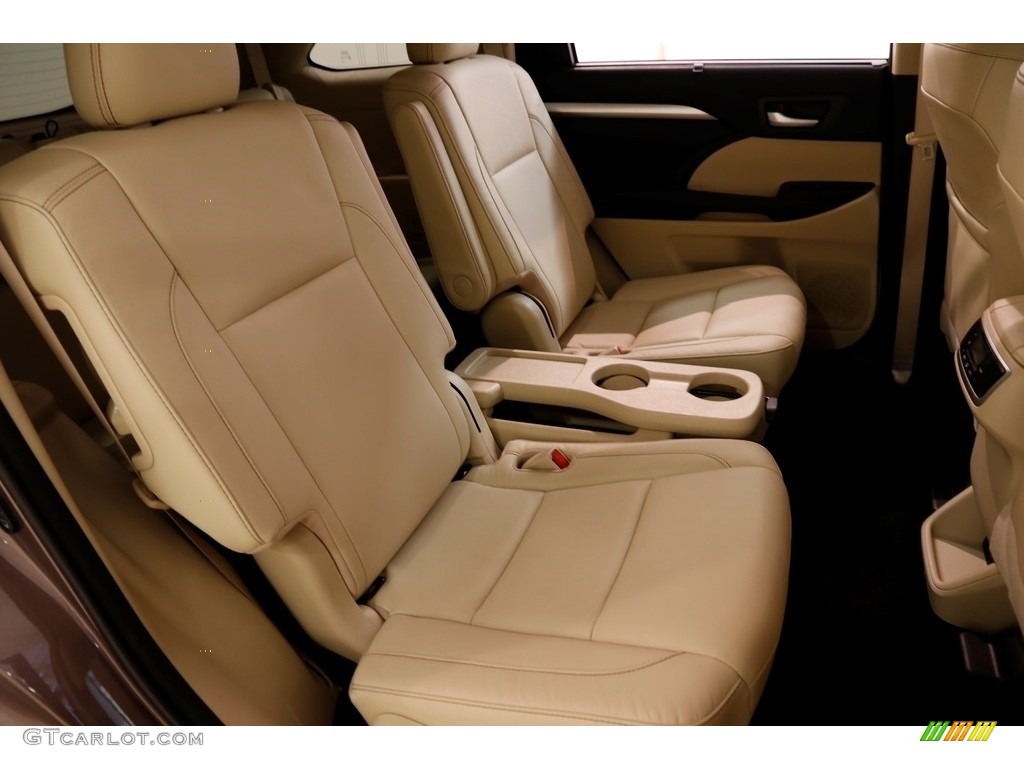 2018 Highlander XLE AWD - Toasted Walnut Pearl / Almond photo #17