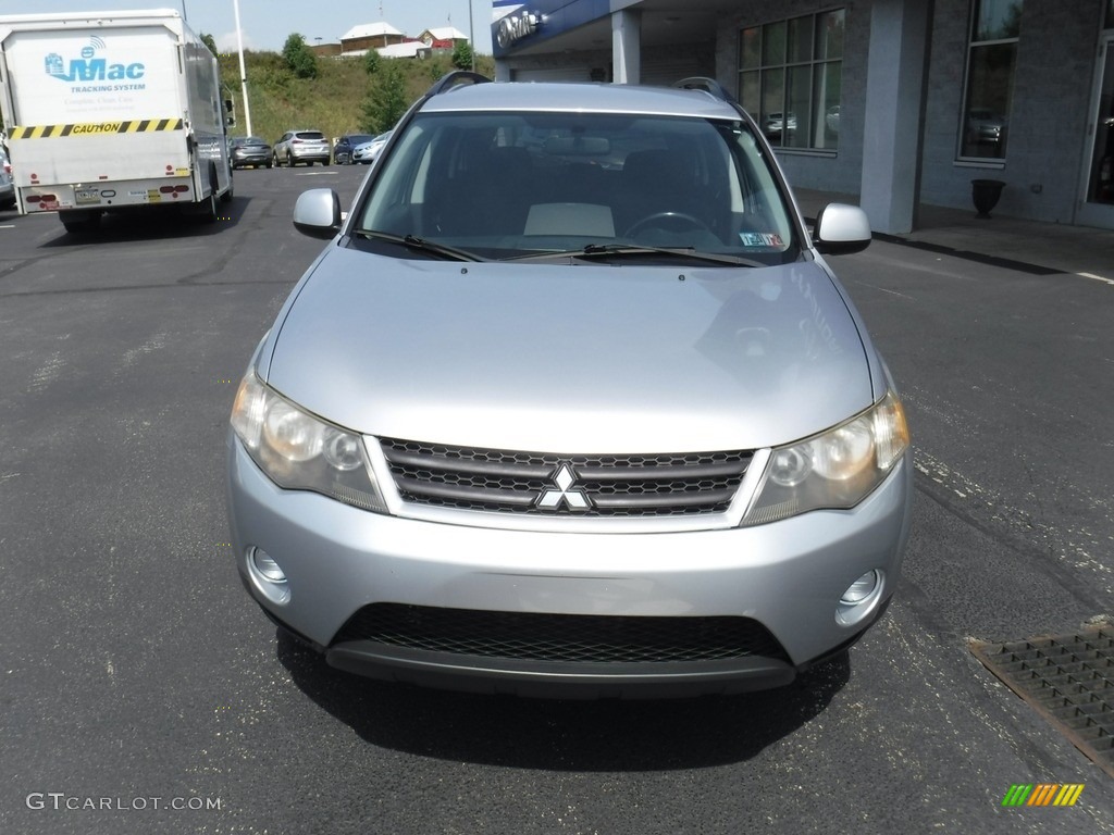 2007 Outlander LS 4WD - Cool Silver Metallic / Black photo #4