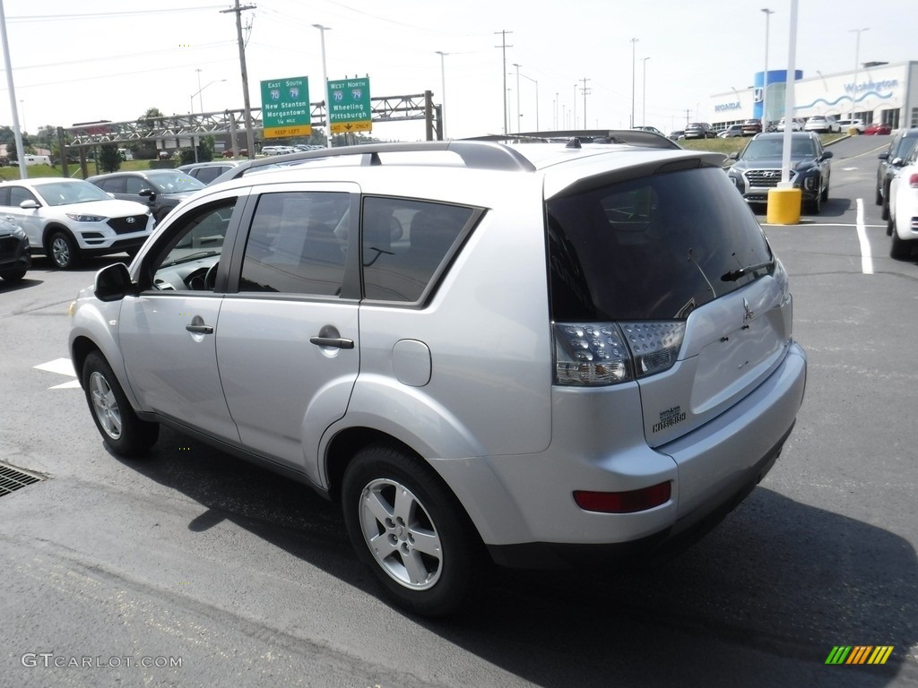 2007 Outlander LS 4WD - Cool Silver Metallic / Black photo #7