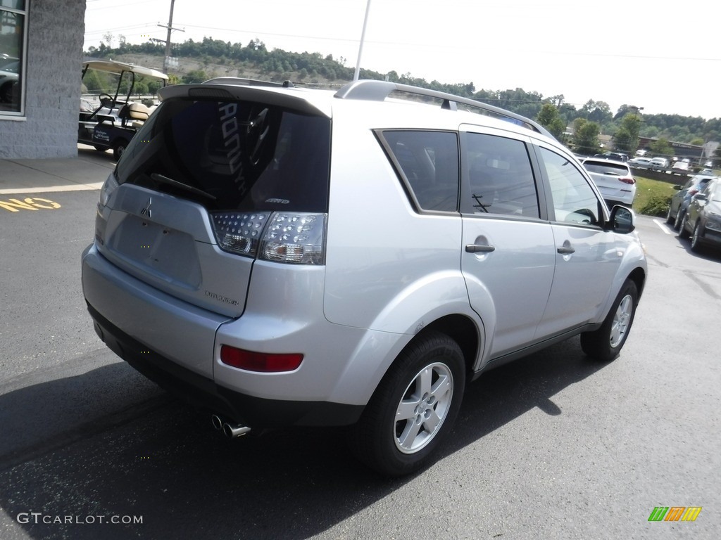 2007 Outlander LS 4WD - Cool Silver Metallic / Black photo #8