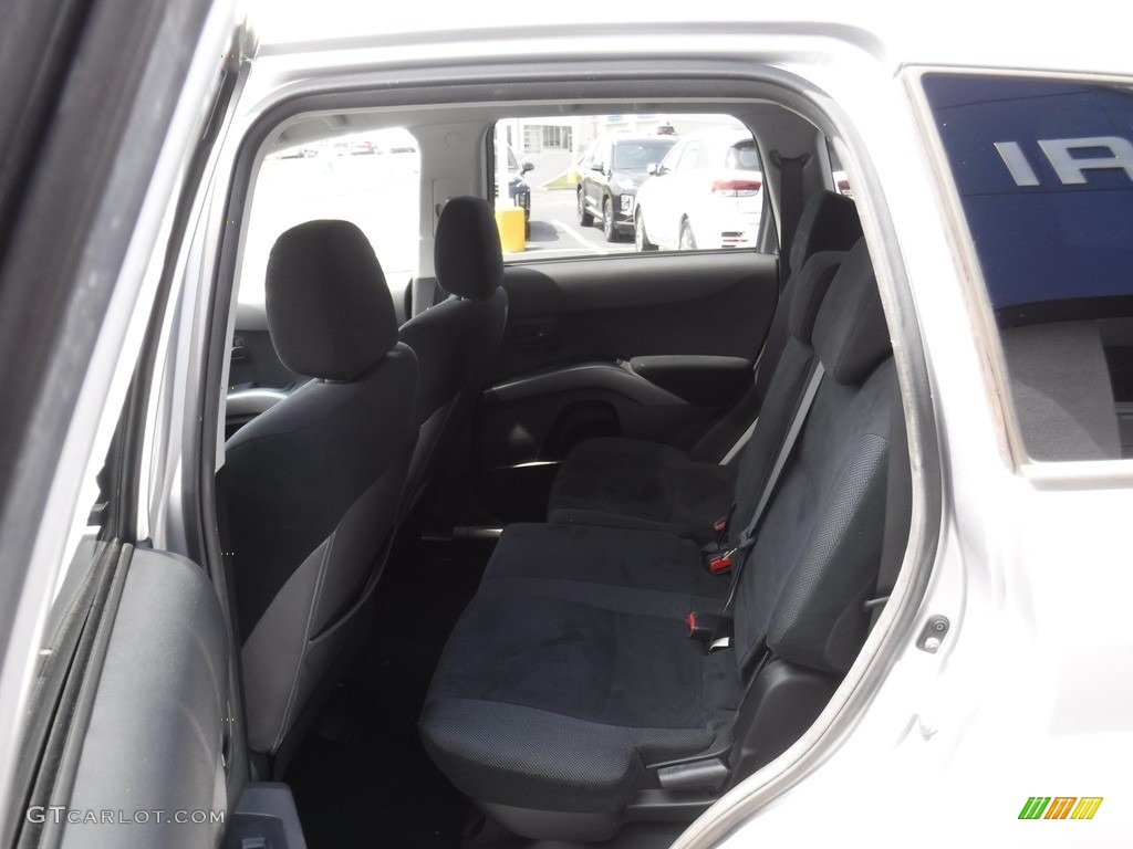 2007 Outlander LS 4WD - Cool Silver Metallic / Black photo #21