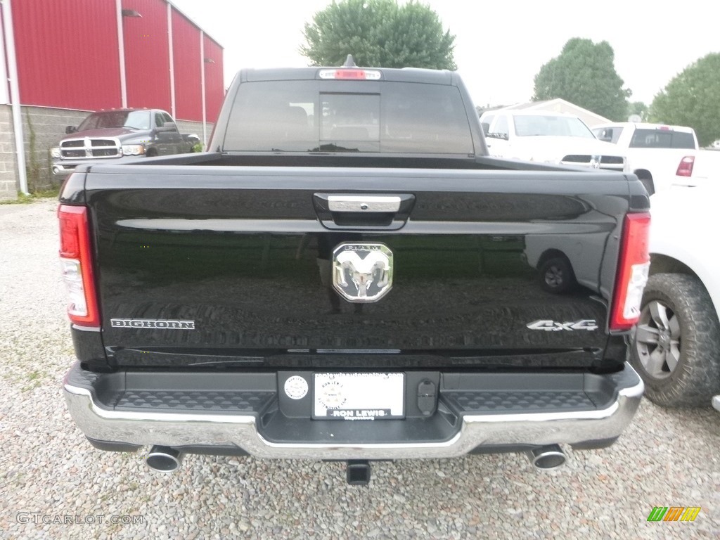 2020 1500 Big Horn Crew Cab 4x4 - Diamond Black Crystal Pearl / Black/Diesel Gray photo #4