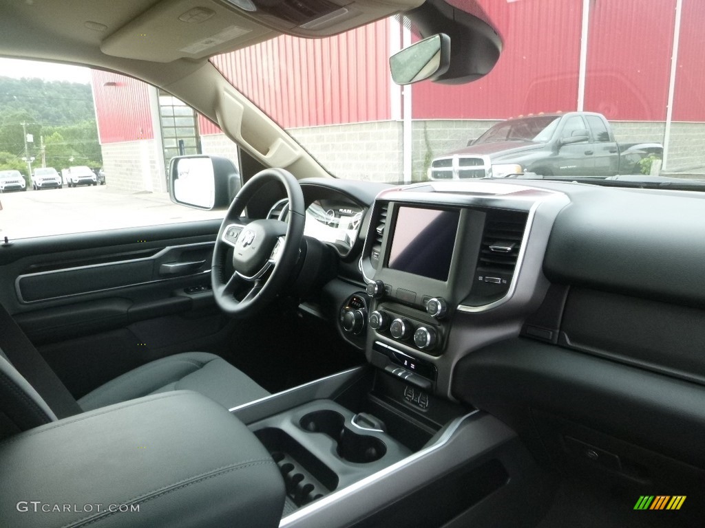 2020 1500 Big Horn Crew Cab 4x4 - Diamond Black Crystal Pearl / Black/Diesel Gray photo #10