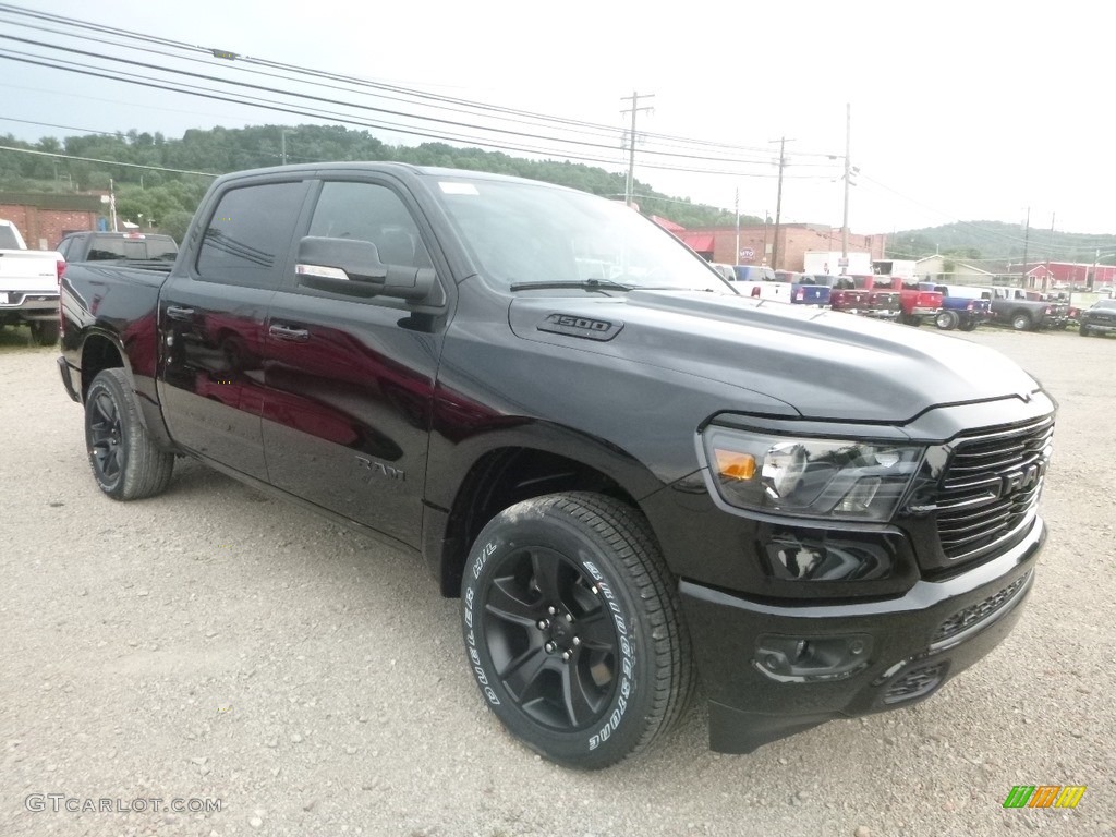 Diamond Black Crystal Pearl 2020 Ram 1500 Big Horn Night Edition Crew Cab 4x4 Exterior Photo #134812918