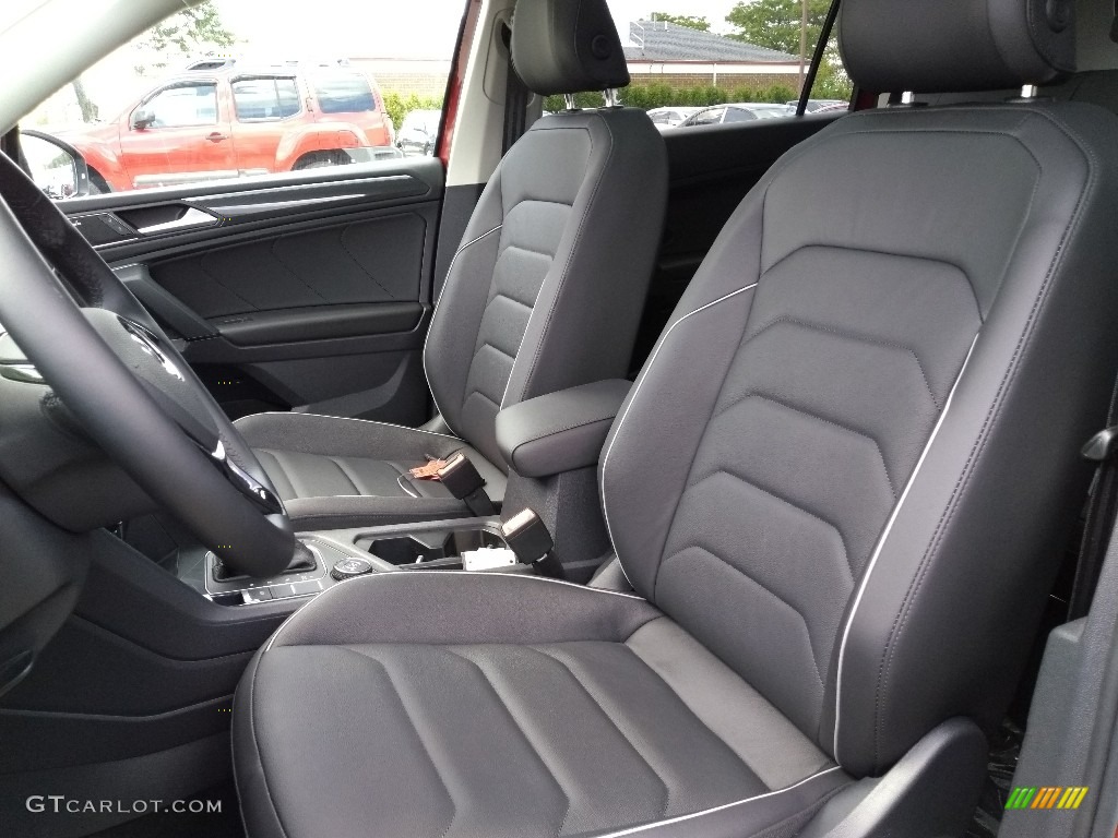 2019 Volkswagen Tiguan SEL Premium 4MOTION Front Seat Photos