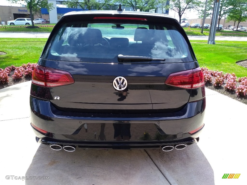 2019 Volkswagen Golf R 4Motion W/DCC. NAV. Marks and Logos Photo #134813563