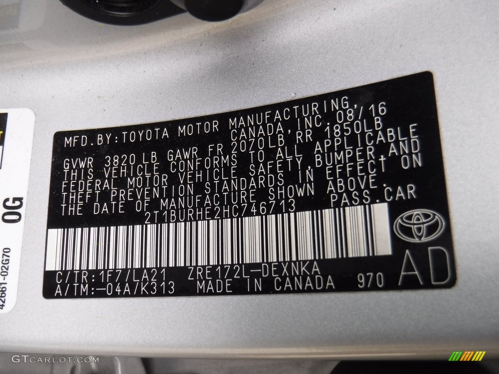 2017 Corolla XLE - Classic Silver Metalic / Black photo #25