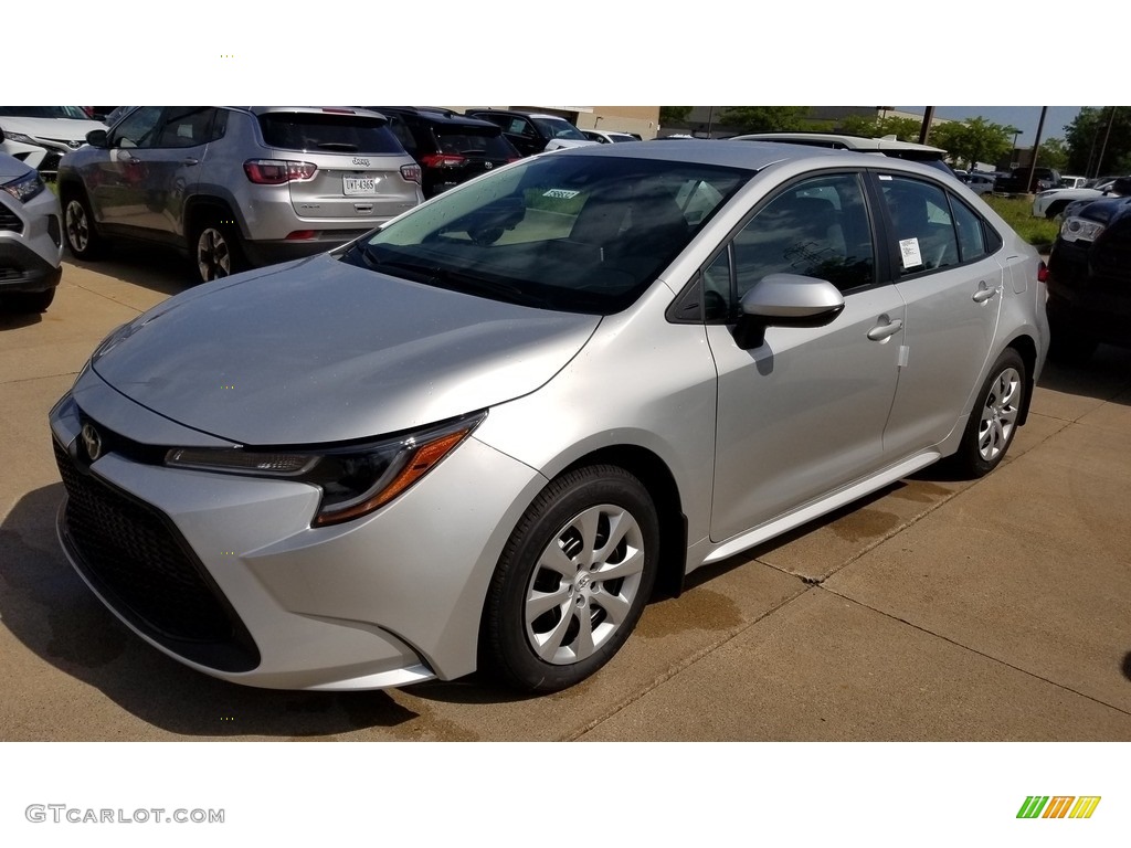 2020 Corolla LE - Classic Silver Metallic / Light Gray photo #1