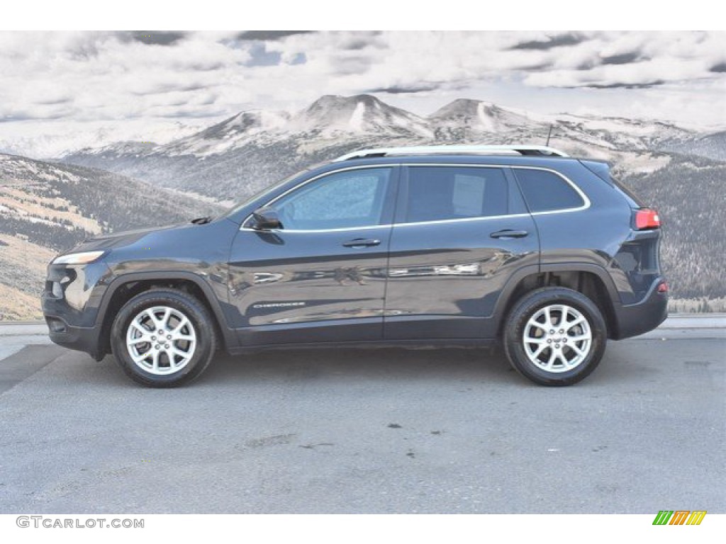 2018 Cherokee Latitude Plus - Rhino / Black photo #6