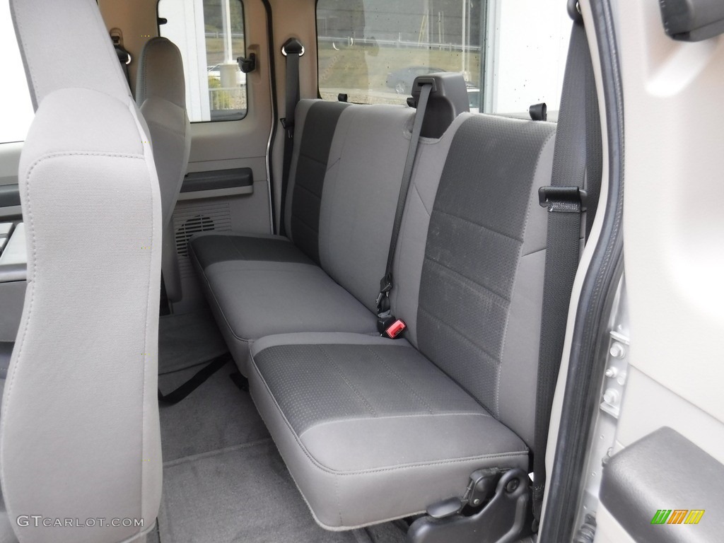 2010 F250 Super Duty XLT SuperCab 4x4 - Ingot Silver Metallic / Medium Stone photo #25