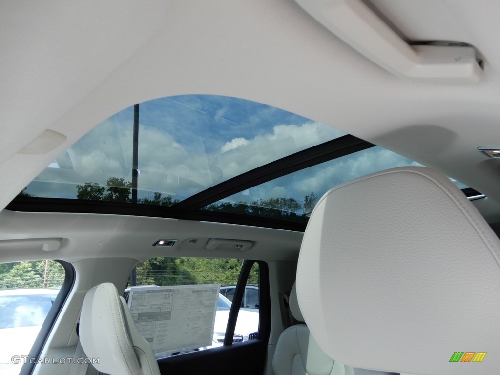 2020 Volvo XC90 T5 AWD Momentum Sunroof Photo #134826716