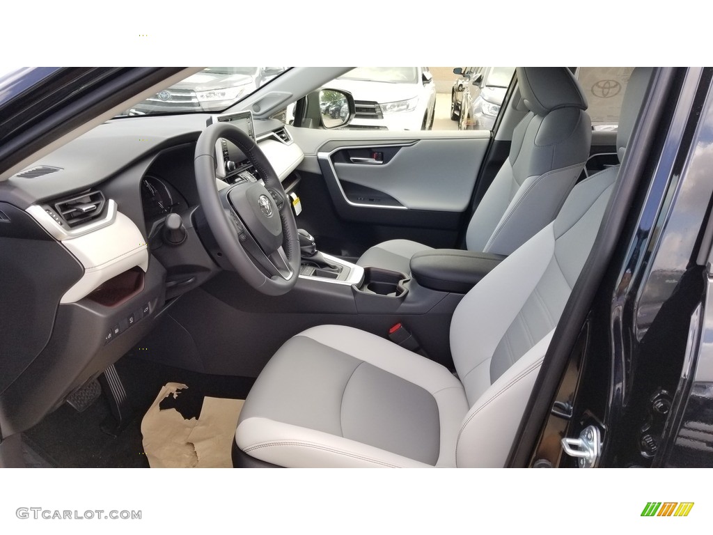 Light Gray Interior 2019 Toyota RAV4 Limited Photo #134828315