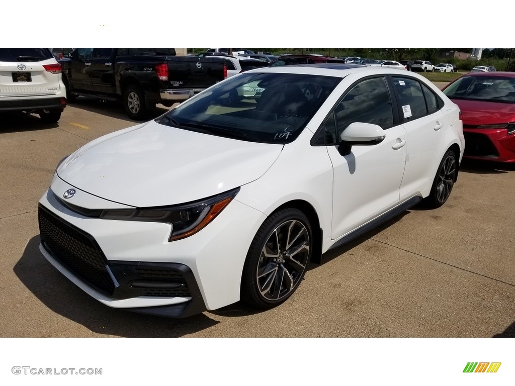 Super White Toyota Corolla