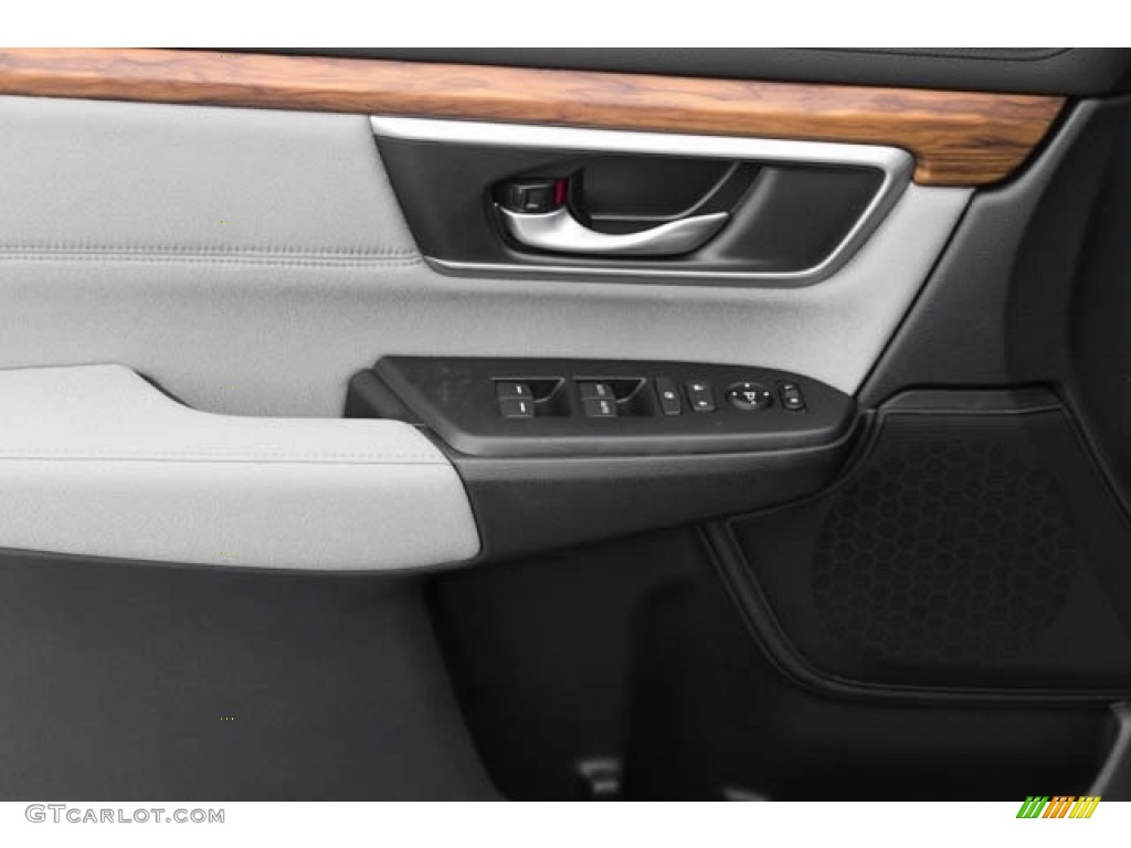 2019 Honda CR-V EX Gray Door Panel Photo #134834318