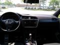 Deep Black Pearl - Tiguan SEL 4MOTION Photo No. 3