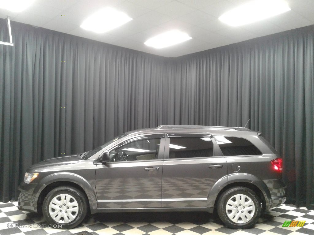 2015 Journey SE - Granite Crystal Metallic / Black photo #34