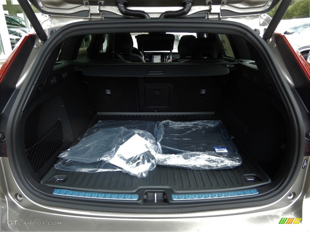 2020 Volvo V60 Cross Country T5 AWD Trunk Photo #134852066