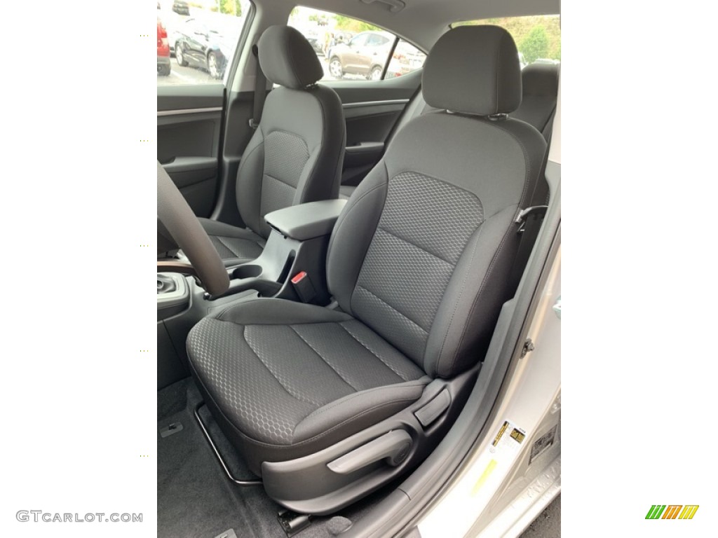 2020 Hyundai Elantra SE Front Seat Photo #134852649