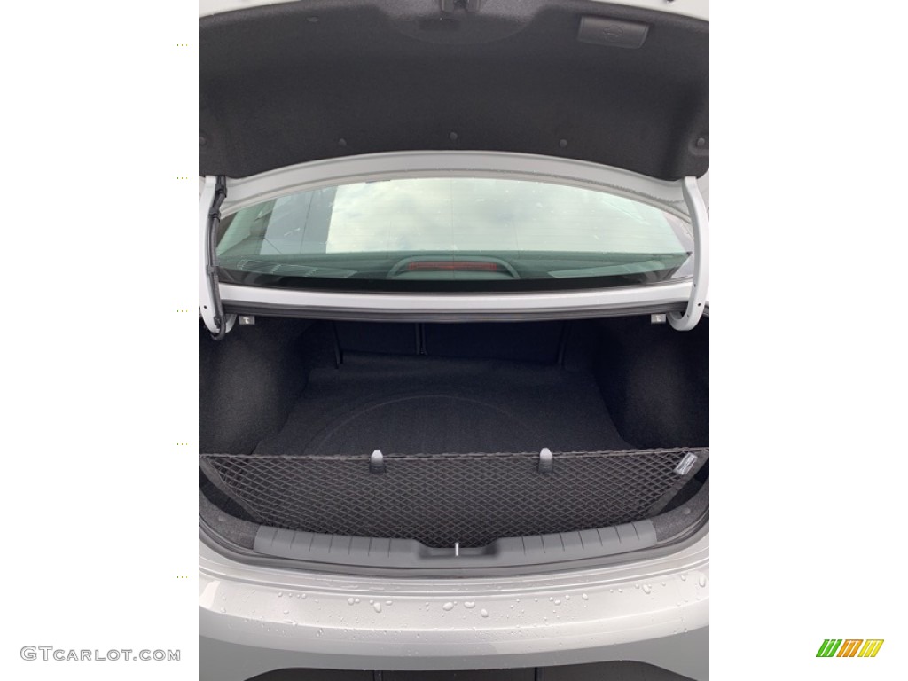 2020 Hyundai Elantra SE Trunk Photo #134852775