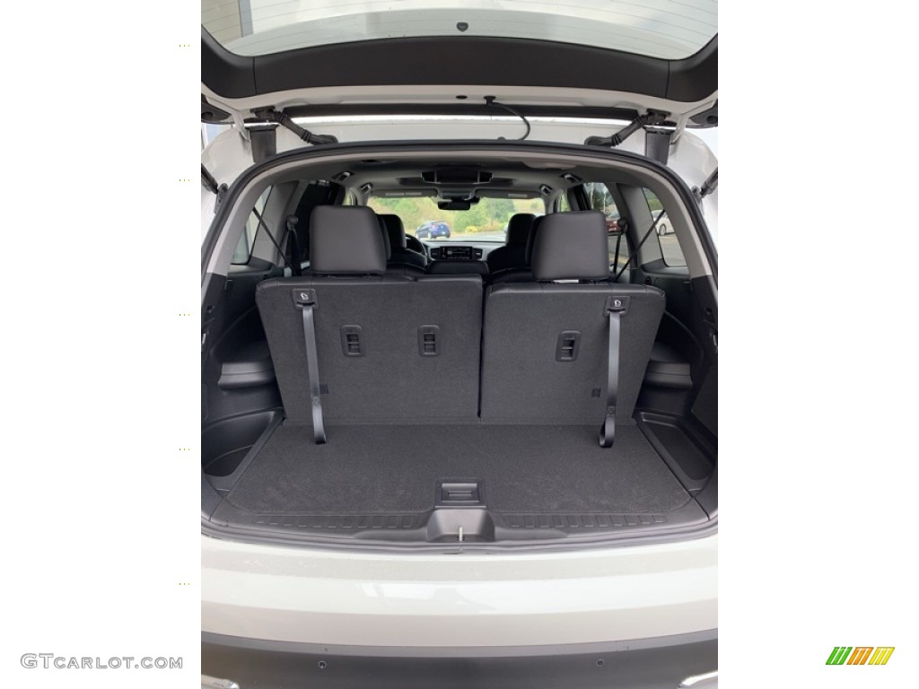 2020 Honda Pilot Touring AWD Trunk Photo #134853438