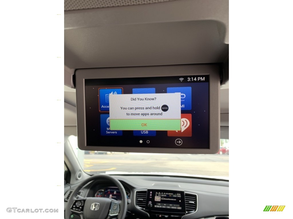 2020 Honda Pilot Touring AWD Entertainment System Photo #134853654