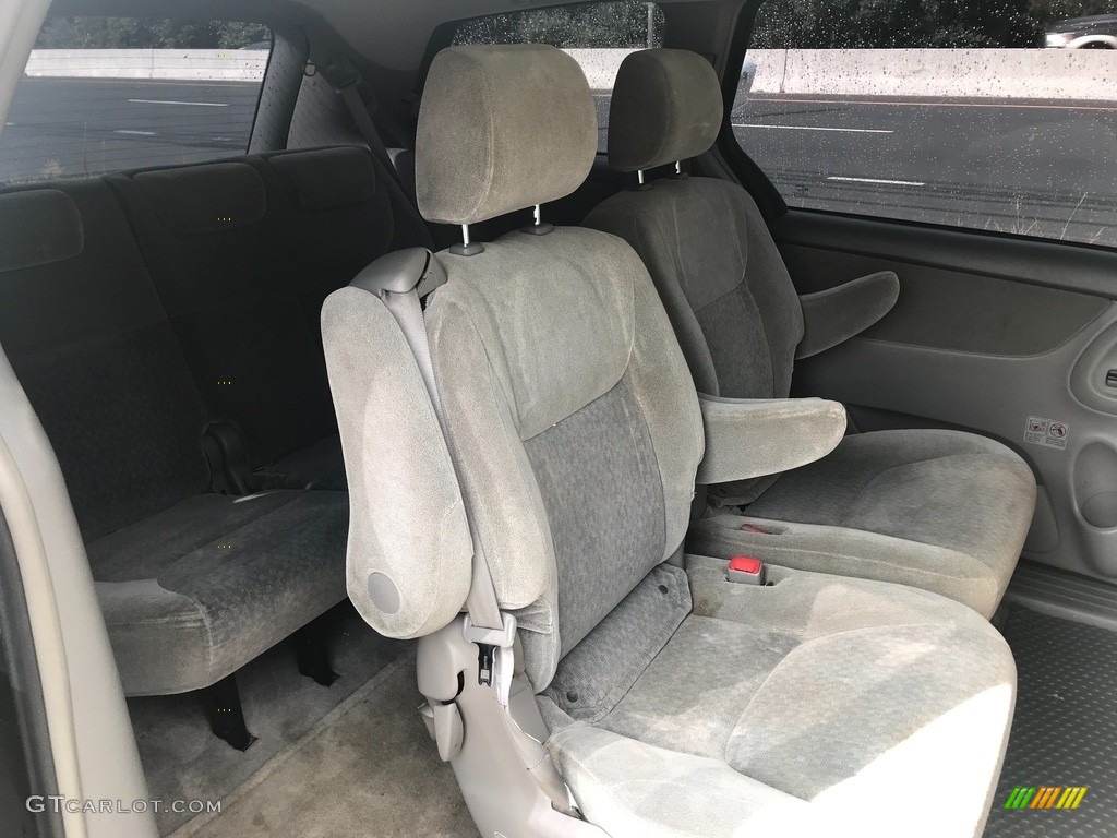 2005 Sienna CE - Phantom Gray Pearl / Stone photo #6