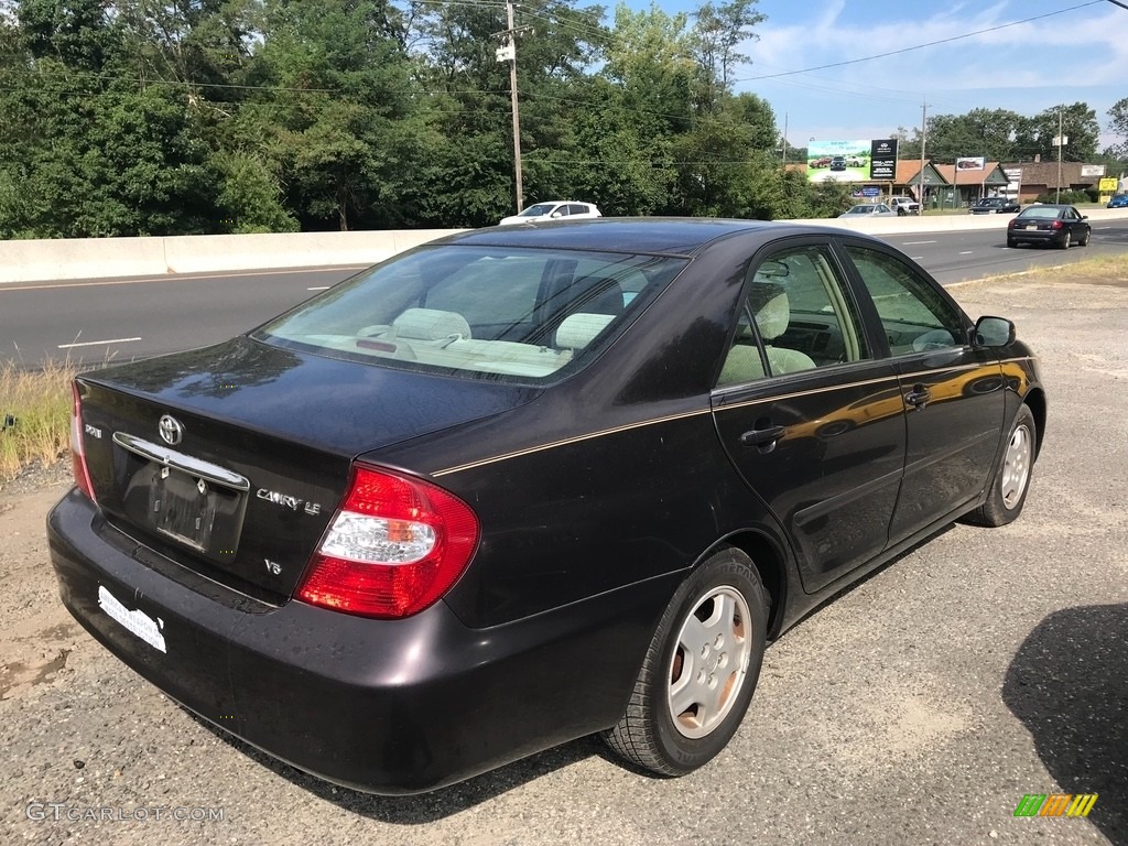 2002 Camry LE V6 - Salsa Red Pearl / Stone photo #5