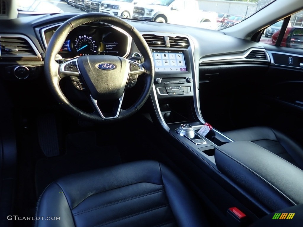 2017 Fusion SE AWD - Ruby Red / Ebony photo #18