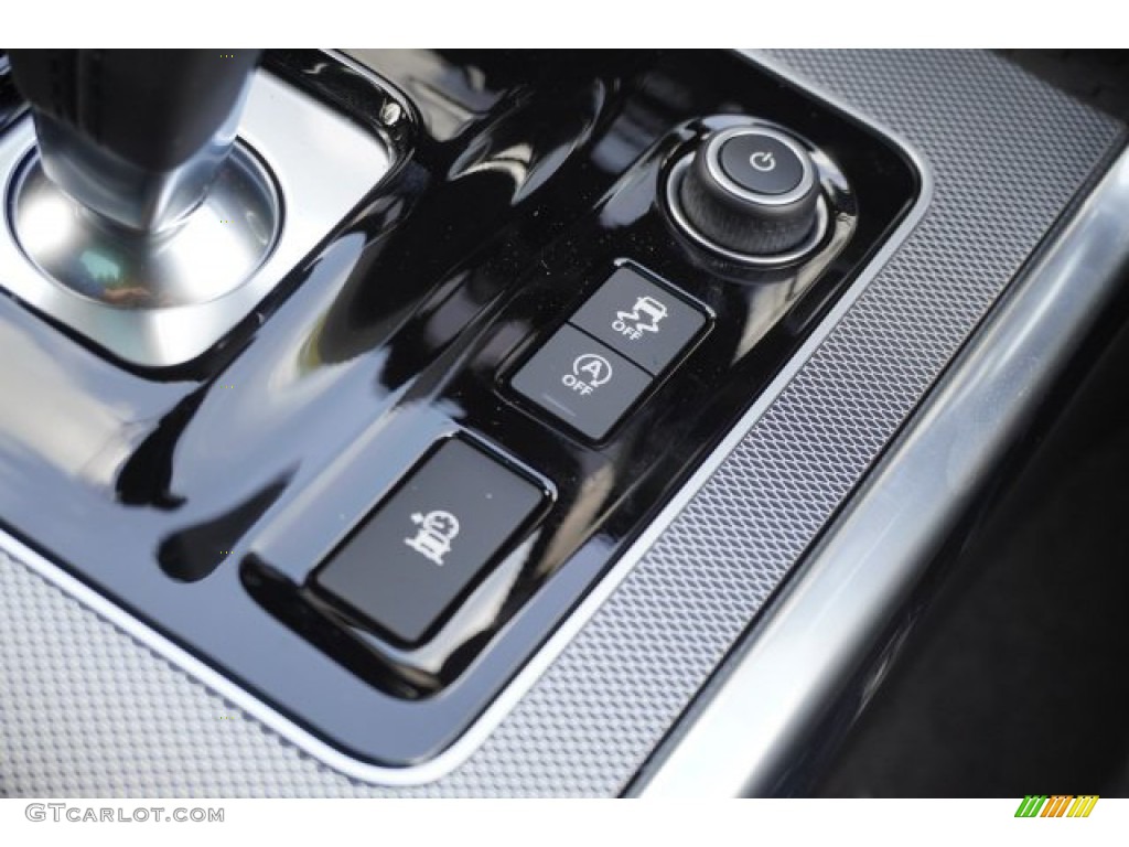 2020 Jaguar XE S Controls Photo #134859066