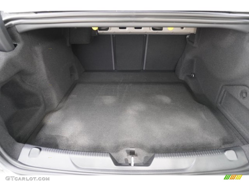 2020 Jaguar XE S Trunk Photo #134859393