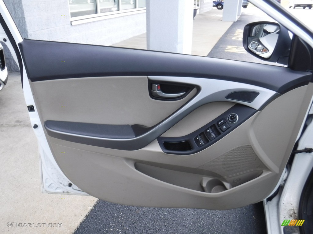 2016 Elantra Value Edition - White / Beige photo #10