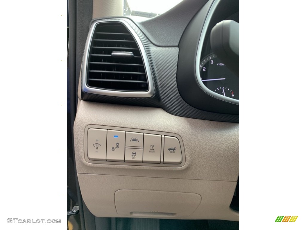 2020 Hyundai Tucson Sport AWD Controls Photo #134861688