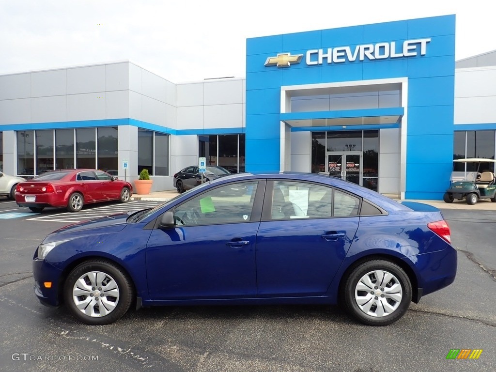 2013 Cruze LS - Blue Topaz Metallic / Jet Black/Medium Titanium photo #3