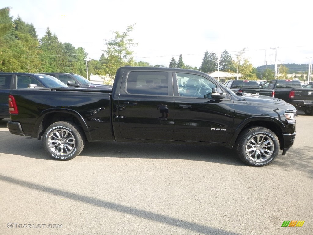 2019 1500 Laramie Crew Cab 4x4 - Diamond Black Crystal Pearl / Black photo #6