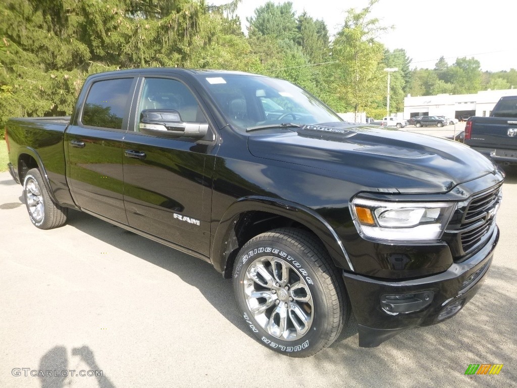 2019 1500 Laramie Crew Cab 4x4 - Diamond Black Crystal Pearl / Black photo #7