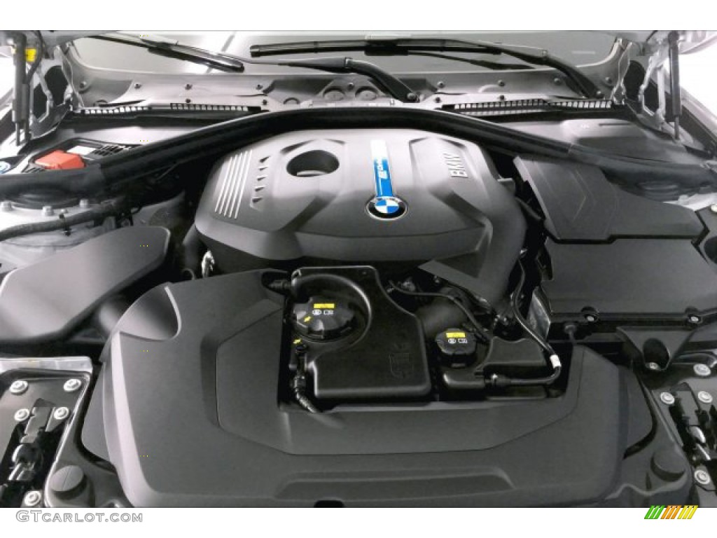 2017 3 Series 330e iPerfomance Sedan - Glacier Silver Metallic / Black photo #9