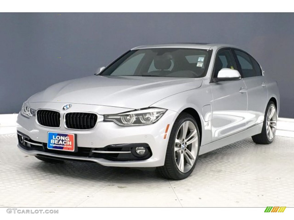 2017 3 Series 330e iPerfomance Sedan - Glacier Silver Metallic / Black photo #12