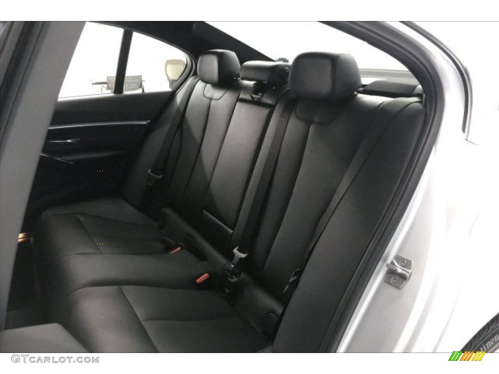 2017 3 Series 330e iPerfomance Sedan - Glacier Silver Metallic / Black photo #33