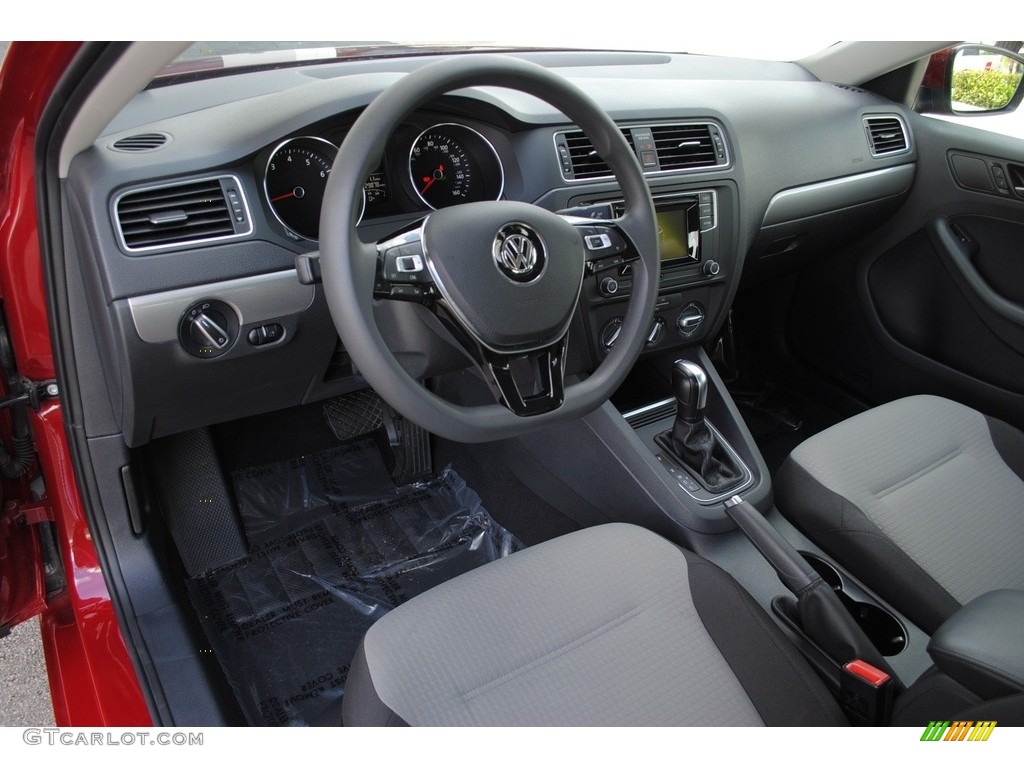 2017 Jetta S - Cardinal Red Metallic / Black/Palladium Gray photo #12