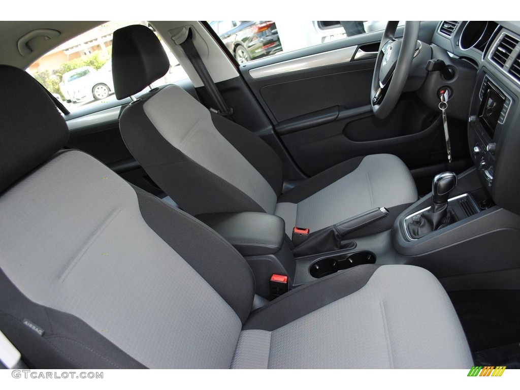 2017 Jetta S - Cardinal Red Metallic / Black/Palladium Gray photo #17