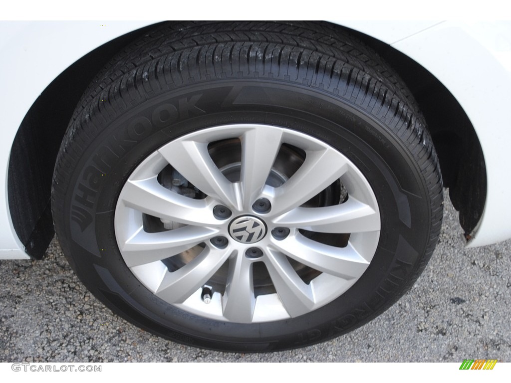 2019 Volkswagen Beetle S Wheel Photo #134869097