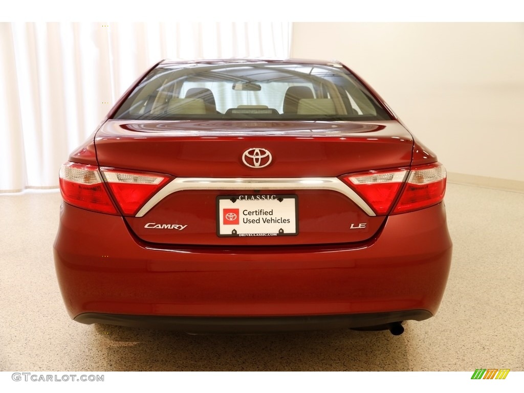 2015 Camry LE - Ruby Flare Pearl / Almond photo #17