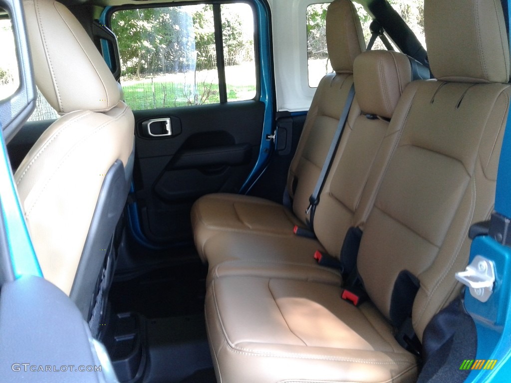 2020 Jeep Wrangler Unlimited Rubicon 4x4 Rear Seat Photo #134872792