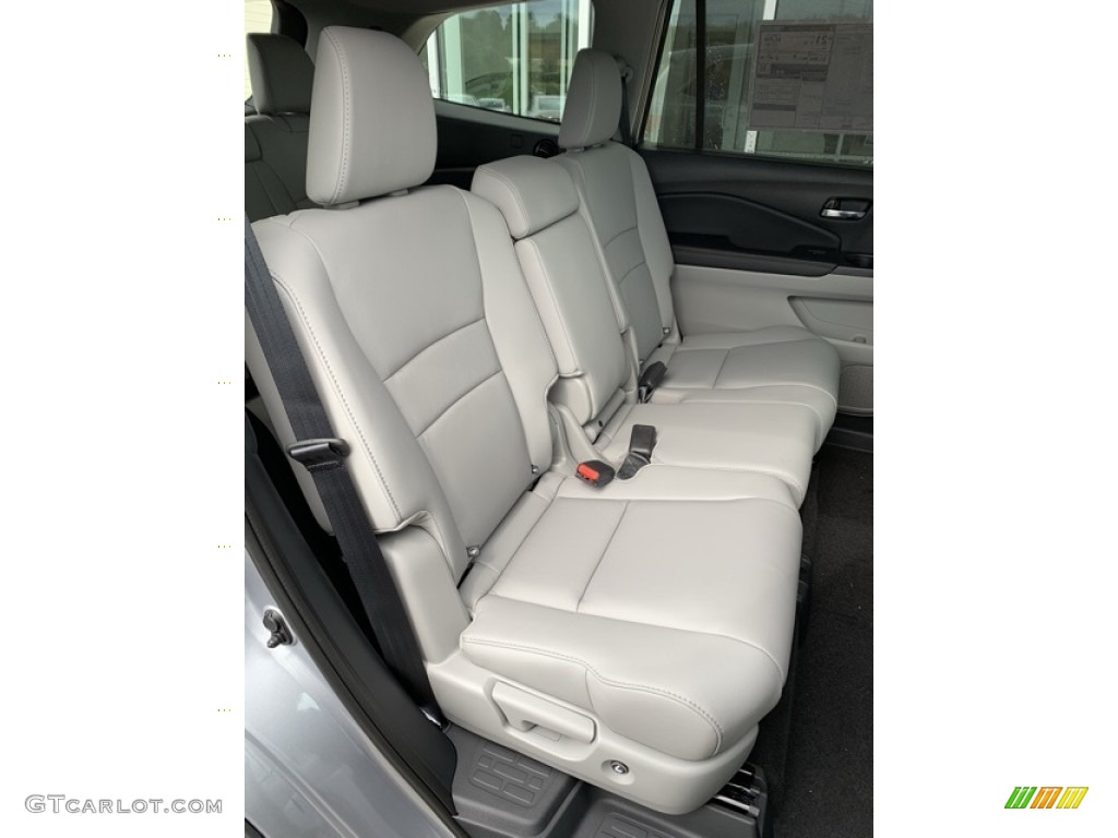 2020 Honda Pilot EX-L AWD Rear Seat Photo #134875319