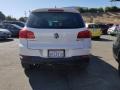 Candy White - Tiguan SE Photo No. 5