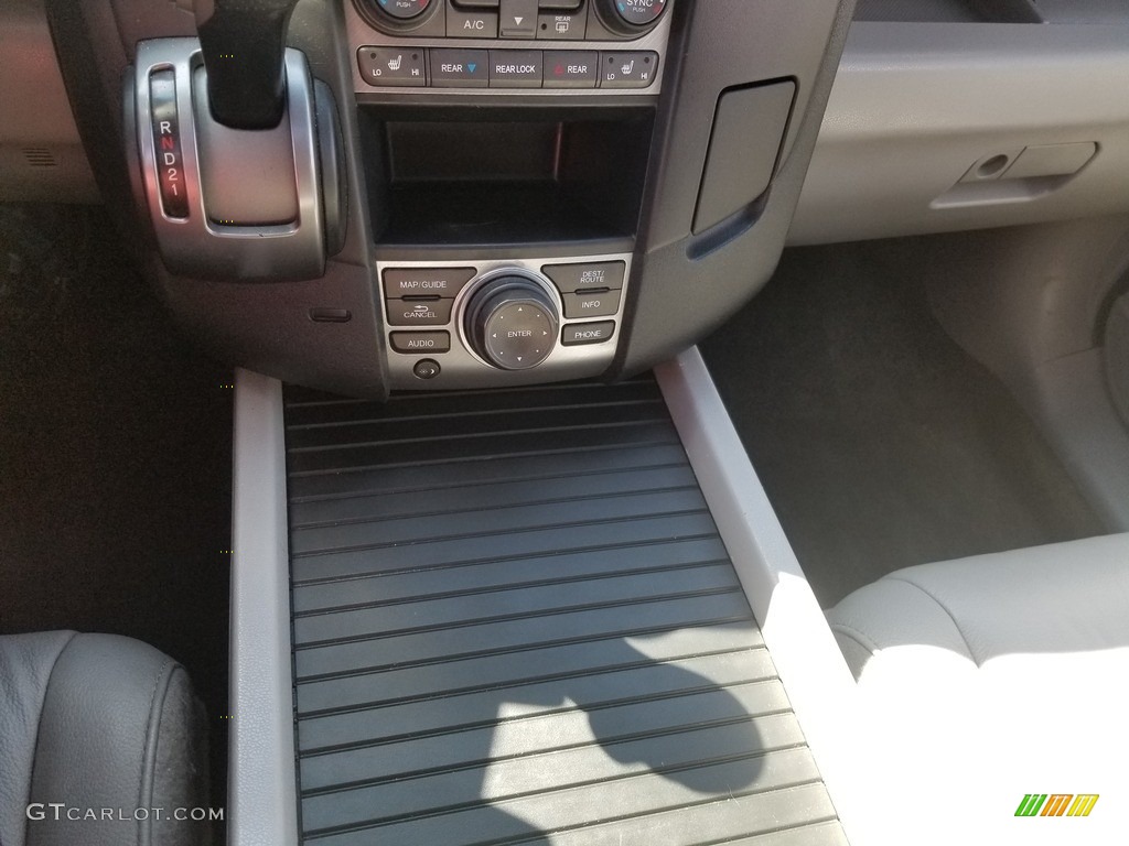 2015 Pilot Touring - Modern Steel Metallic / Gray photo #12