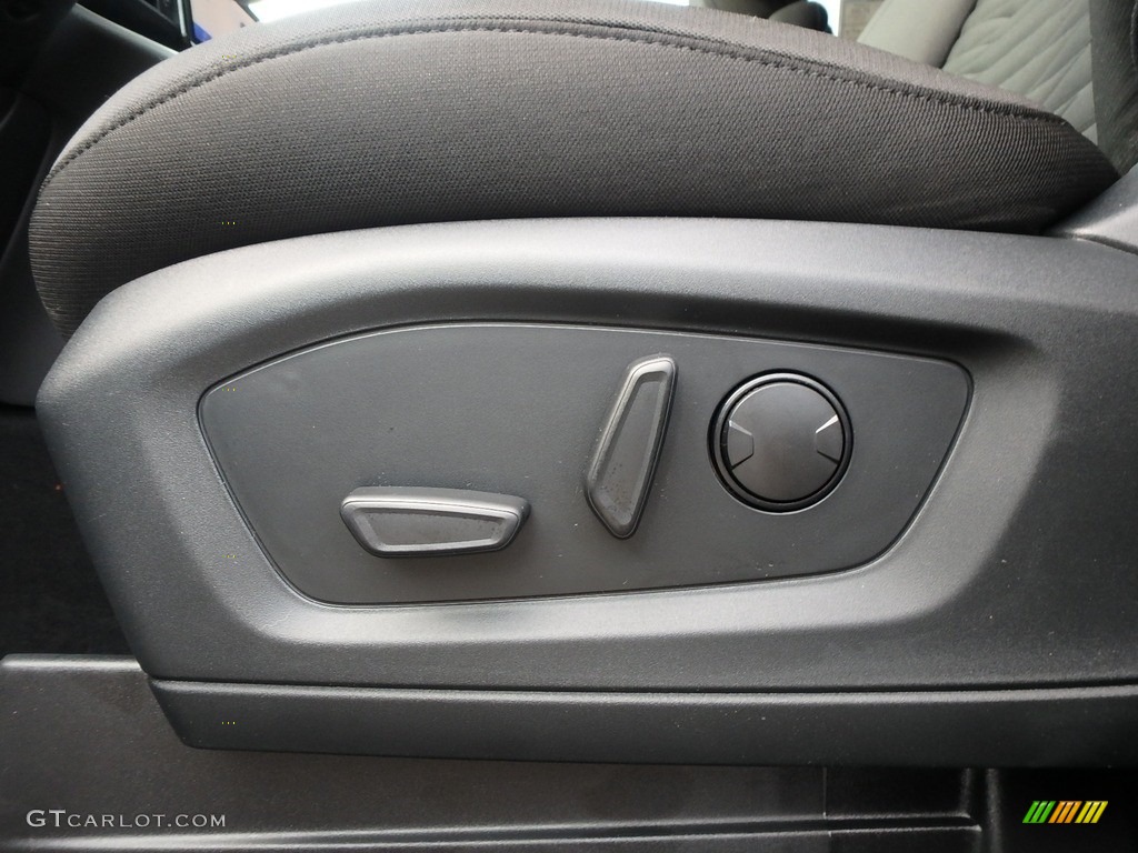 2020 Explorer XLT 4WD - Magnetic Metallic / Ebony photo #12