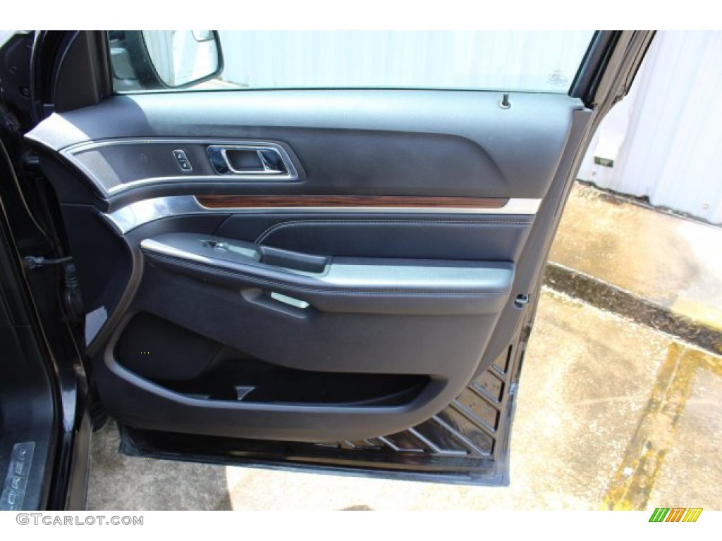 2017 Explorer Limited - Shadow Black / Ebony Black photo #28