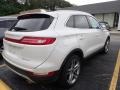 White Platinum - MKC Reserve AWD Photo No. 4